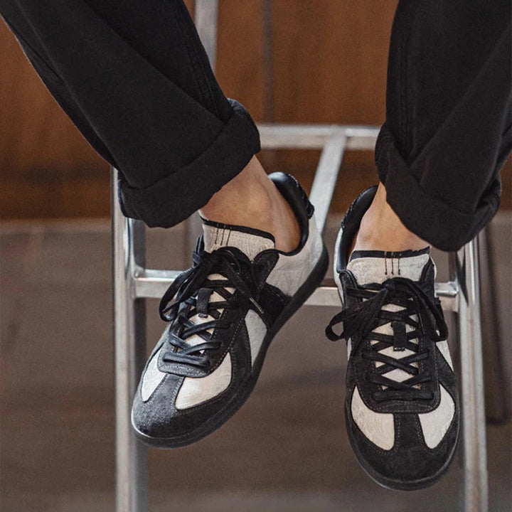 Tree of Life , Noir edition Silk Trainers