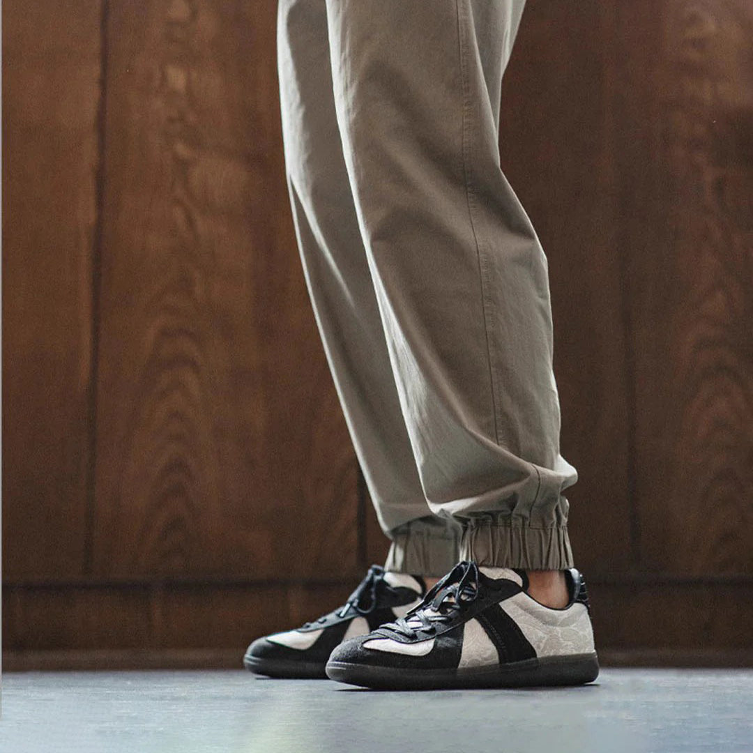 Tree of Life , Noir edition Silk Trainers