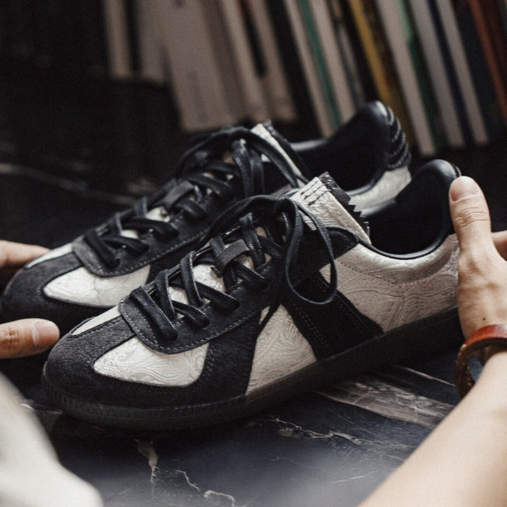 Tree of Life , Noir edition Silk Trainers