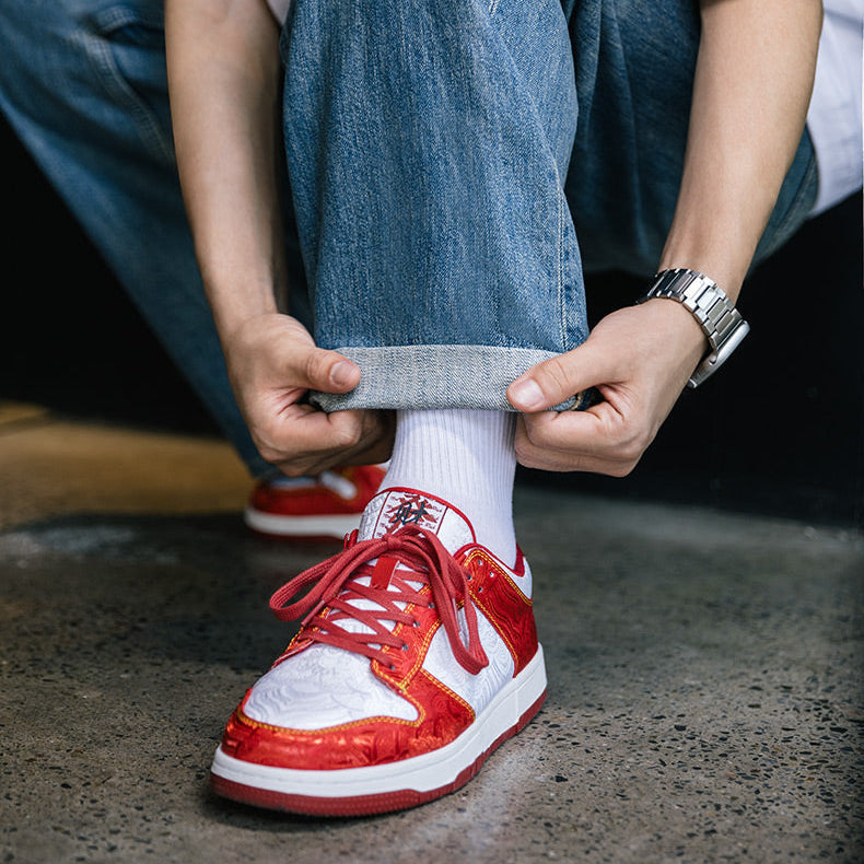 The Red Seal, Silk Trainers