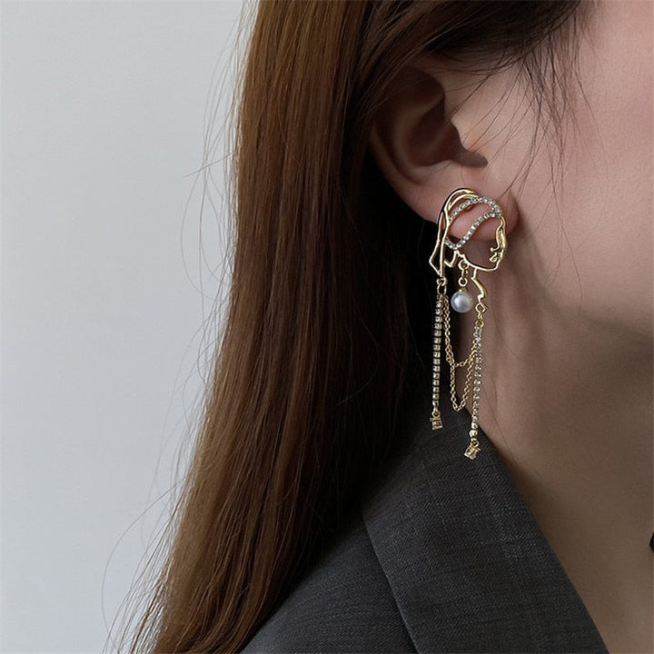 Girl with a Pearl Earrings